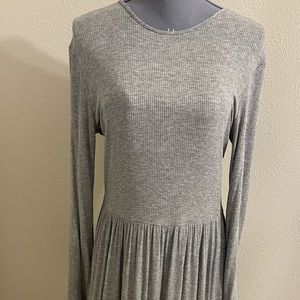 PP LA Clothing Dress with Keyhole Detail on Back